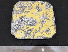 222 FIFTH ADELAIDE YELLOW 8.75" Salad Plate