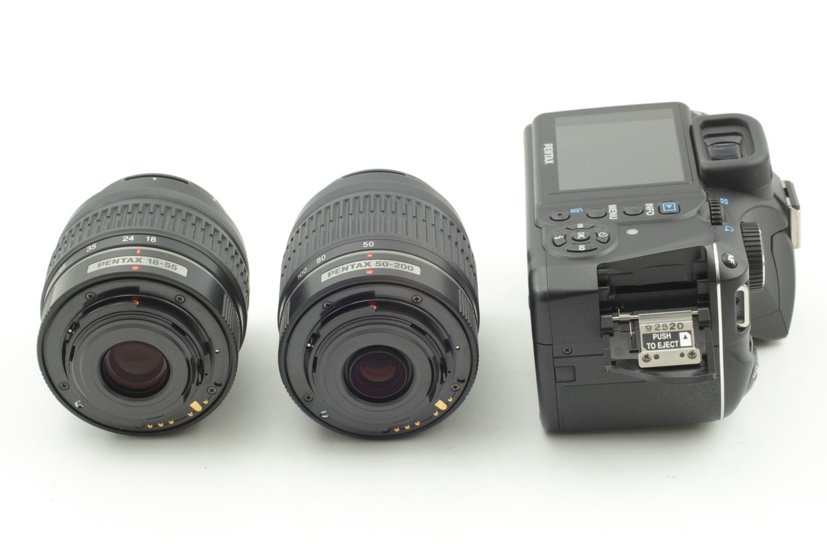 MINT] PENTAX K-m DIGITAL Double Zoom Kit 18-55mm 3.5-5.6 50-200mm