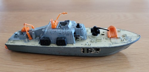 1973 Vintage Dinky Toys No. 675 Royal Navy Motor Patrol Boat 678 Air Sea Rescue - Picture 3 of 7