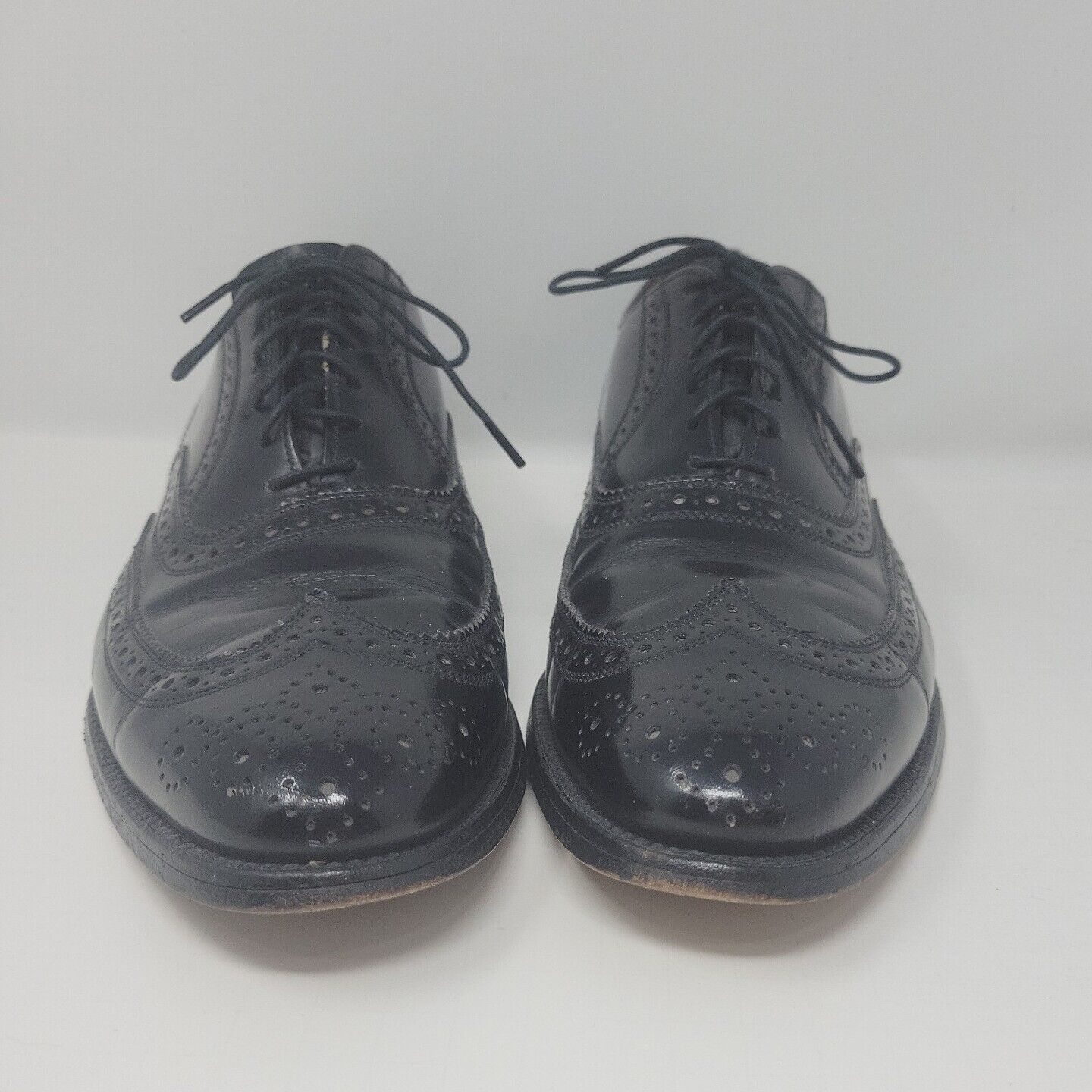 Allen Edmonds Lloyd Black Wingtip Oxford Shoes 10… - image 2