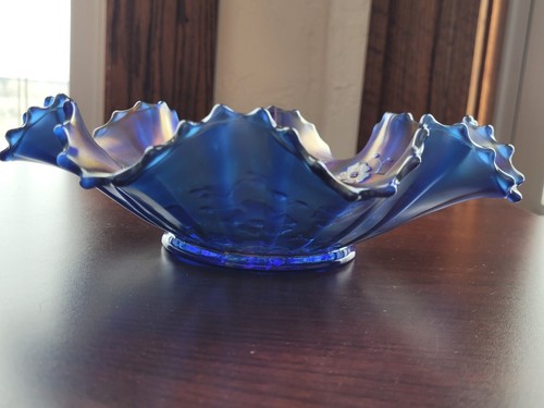 Pretty Blue Northwood Carnival Glass Good Luck Ruffled Bowl - Picture 12 of 14