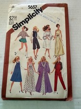 VINTAGE 1982 SIMPLICITY UNCUT SEWING PATTERN 5637 FOR 11.5" DOLLS..FREE SHIPPING