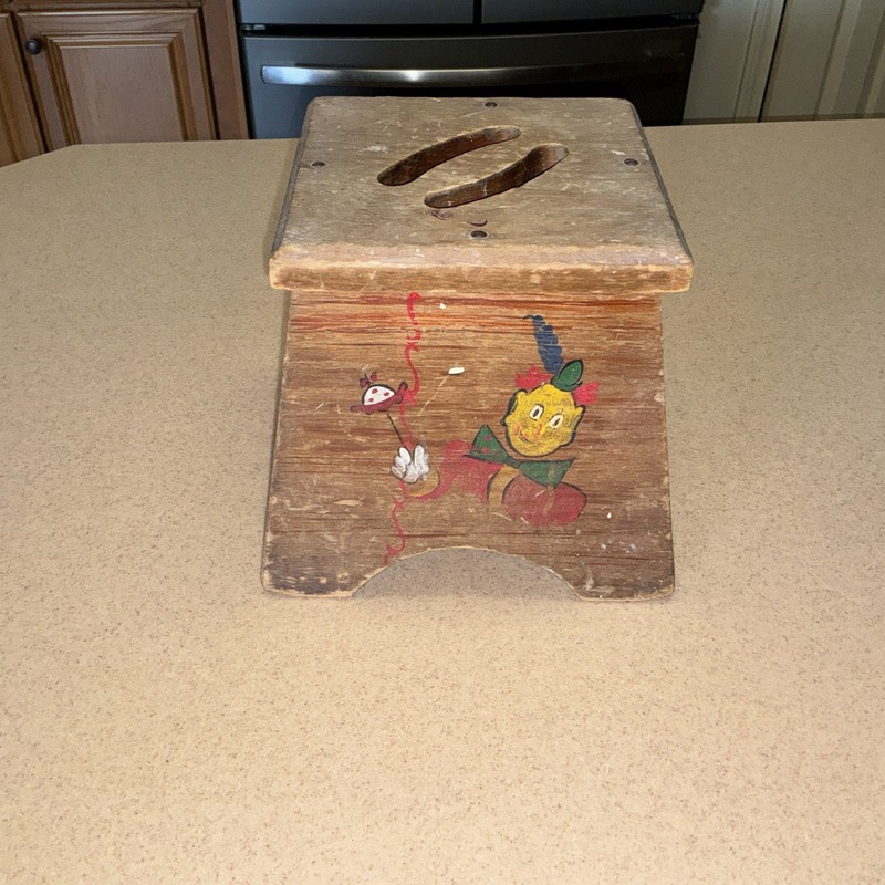 Vtg Wooden Stool Hand Painted Primitive Farm Circus Child Folk Art Motif RARE