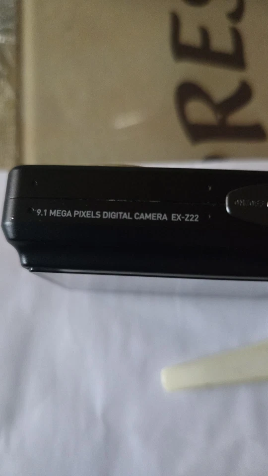 Casio Exilim EX-Z22 Digitalkamera schwarz 9,1 MP - Bild 3 von 4