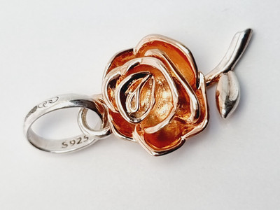 Links of London Rote Rose Charm RAR Sterling Silber Rosegold Platte NEU