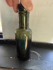 Dr jgb siegert & sons dark green vintage glas...