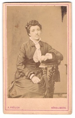Photograph A. Frölich, Nördlingen, elegant lady with braided hairstyle 