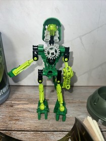 LEGO Technic Bionicle 8535 Toa Mata Lewa 2001 with Great Manual and Canister