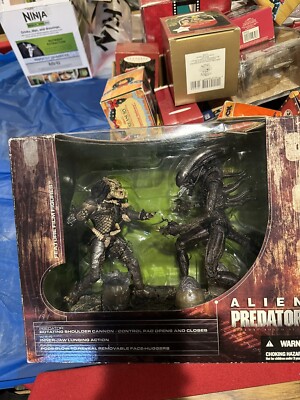 alien vs predator In Box