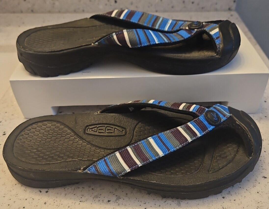 Sandali infradito Keen Youth 4 Waimea blu a righe punta chiusa slip on outdoor