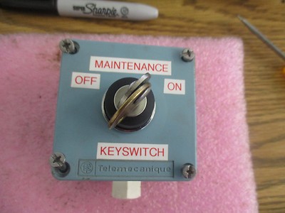 Telemecanique Model: ZBE-101 Keyed Switch in Maintenance On/Off Box | eBay