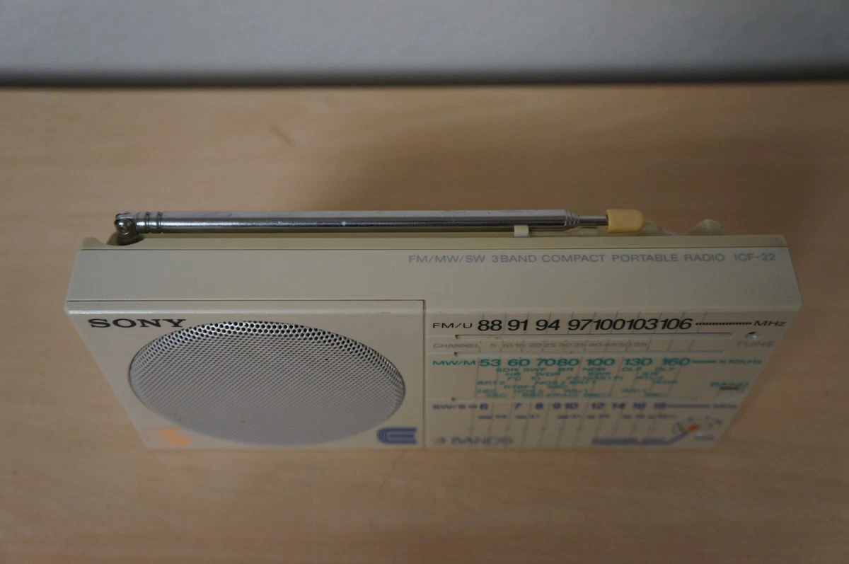 SONY ICF-22 - Vintage Radio ( Bj. ca 1980 )