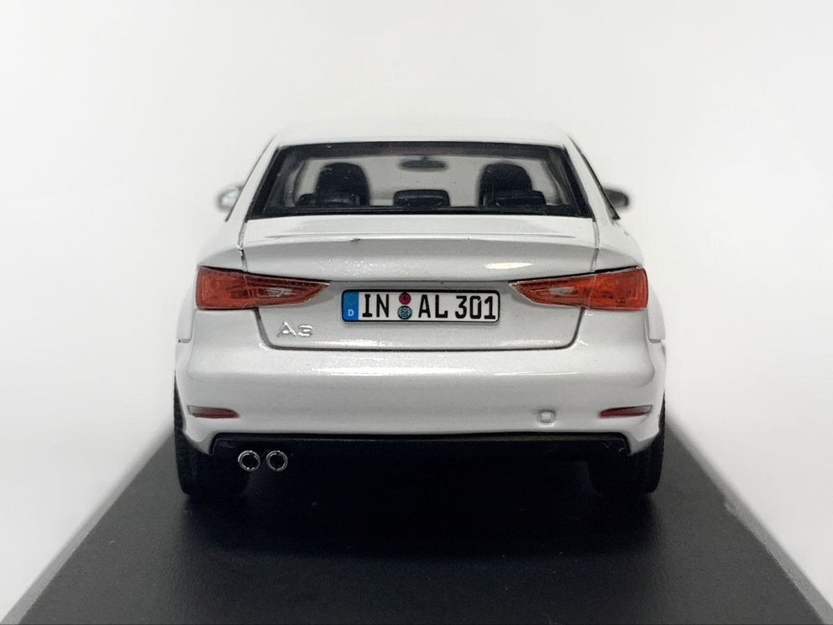 herpa 1/43 Audi A3 Limousine (8V) 2013 white (diecast car model