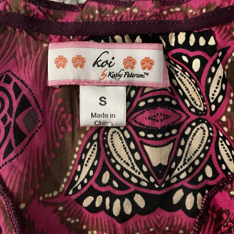 Koi Women’s Size S Scrub Top Geometric Print - Image 2 of 4