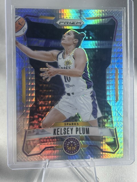 2026 WNBA Prizm Kelsey Plum Hyper Prizm