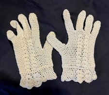 Vintage / Antique Victorian Crocheted Lady's Gloves Very Attractive
