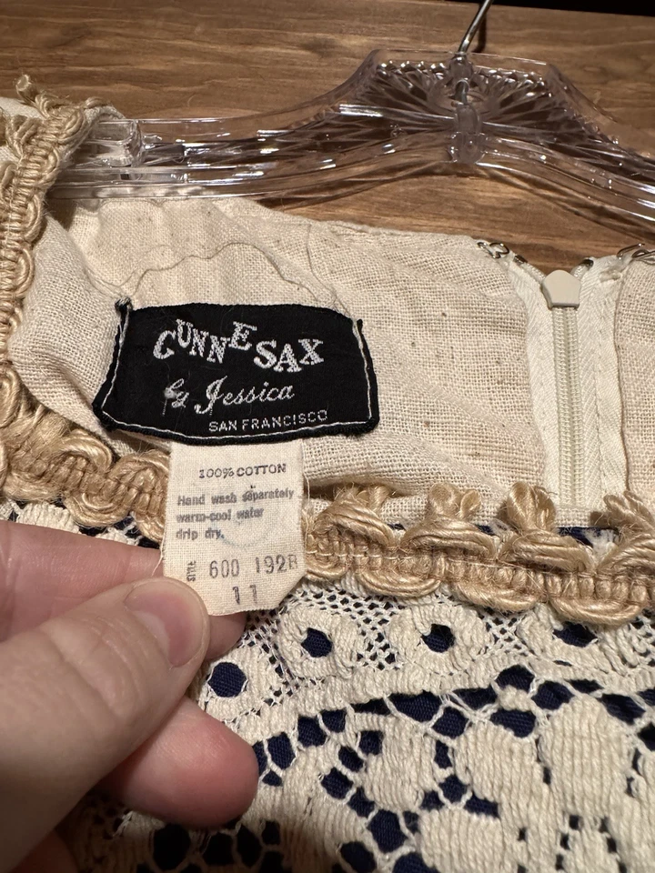 Vestido Gunne Sax azul marino de principios de los 70 etiqueta negra Foto 4 de 4