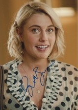 Greta Gerwig Autogramm signed 20x30 cm Bild