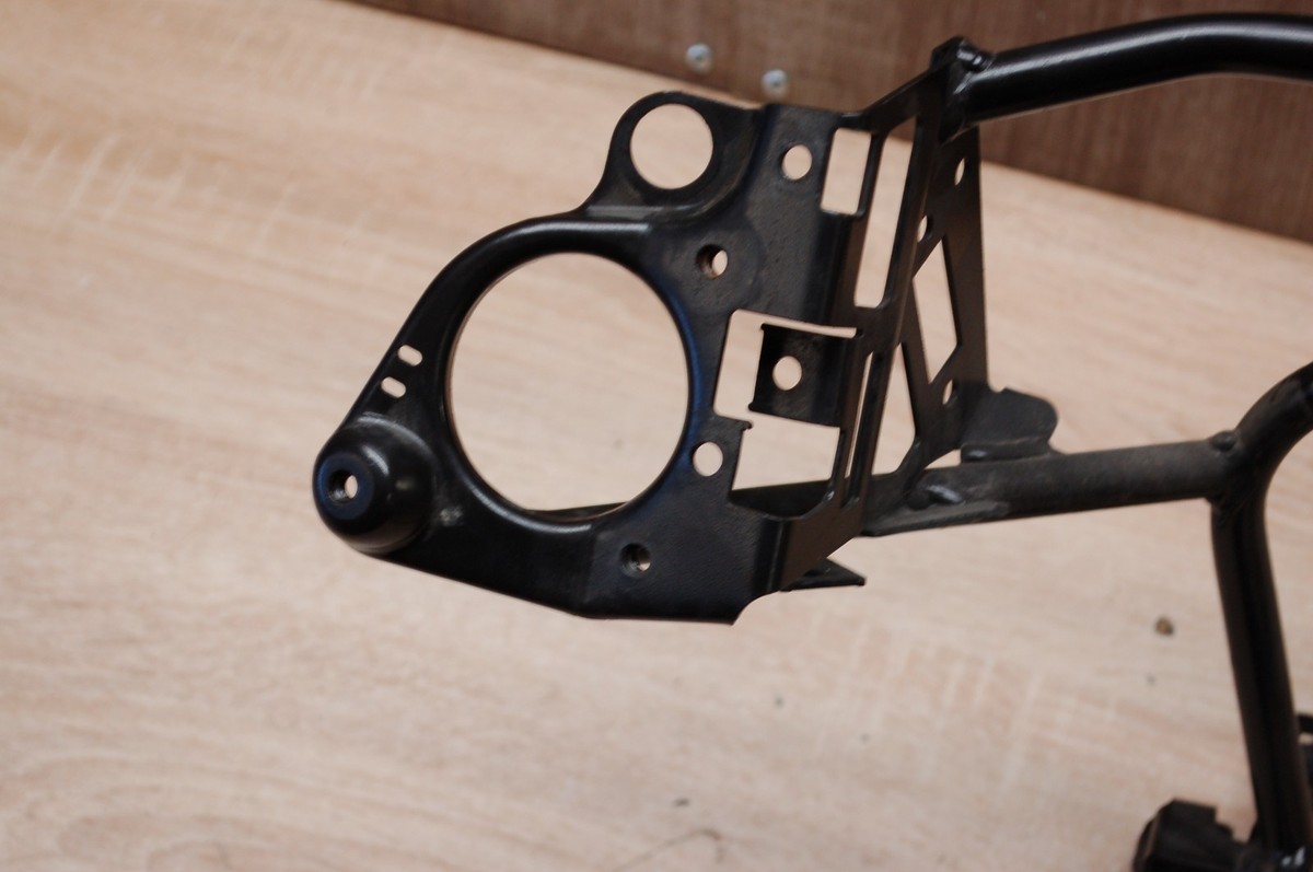 BMW R1200RT / R 1200 RT 2010 FAIRING BRACKET 46637723947 | eBay 