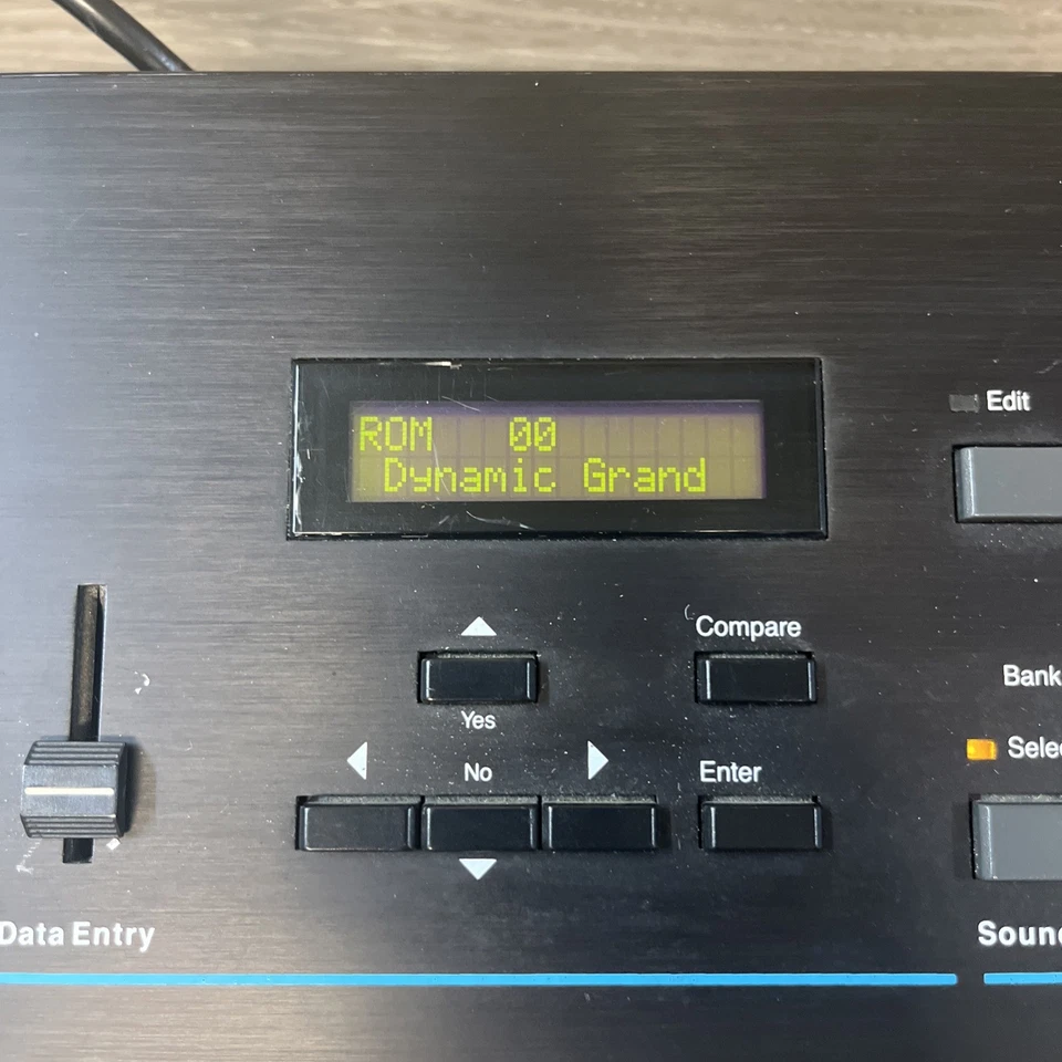 ENSONIQ SQ-1 Plus TransWave 32 Voice Music Studio Synthesizer - Vintage USA 1991 - Image 3 of 4