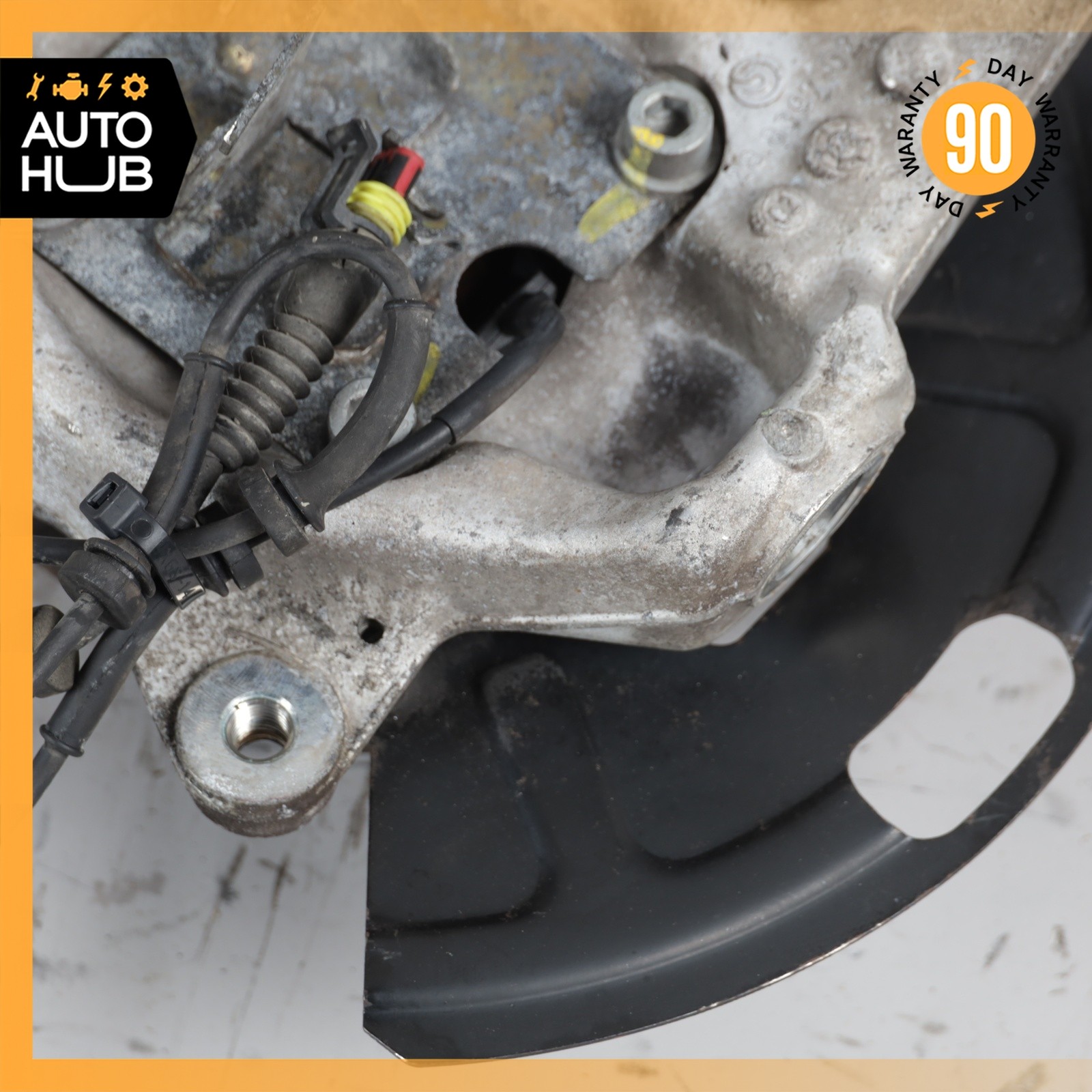 02-05 Maserati M138 4200 Coupe Front Right Side Spindle Knuckle Hub OEM 31k