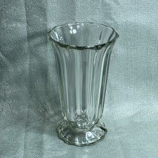 VINTAGE CLEAR GLASS VASE 8" TALL RIBBED SCALLOPED ROUND BASE