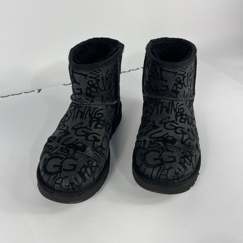 Stivali da donna UGG Mini Street Sparkle Graffiti neri taglia 6 - Foto 4 di 12