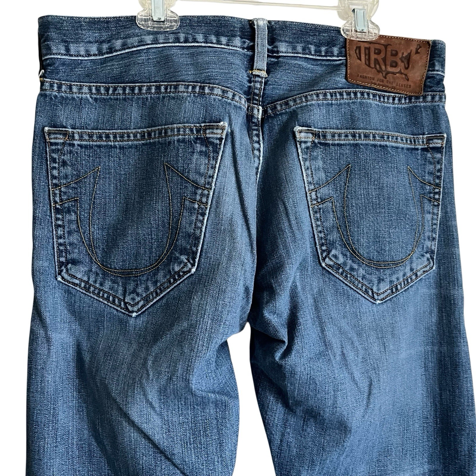 True Religion Geno No Flap Relaxed Slim Fit Jeans Distressed Denim Men’s 31 X 33 thumbnail 9