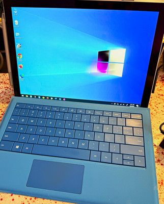 Microsoft Surface Pro 6 i7 16GB 512GB 12.3'' Win 10 Pro Blue Cover, Pen, Bundle