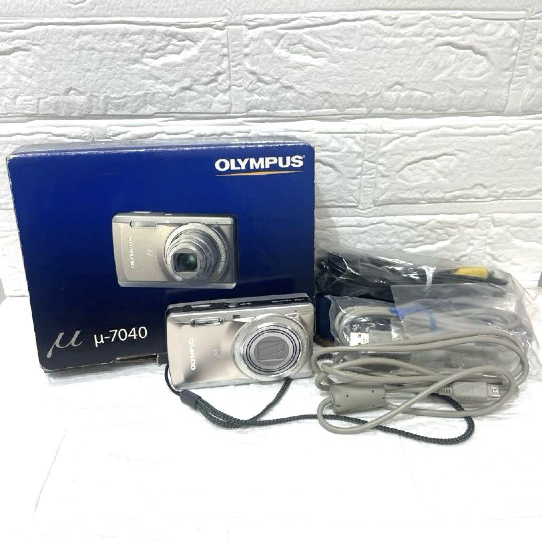 olympus μ7040 Olympus μ7040 Digital Camera 14MP Silver Compact with 7x