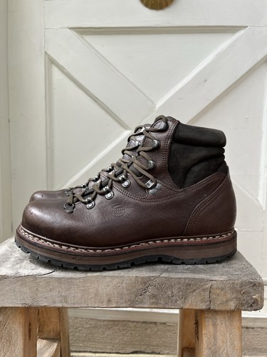 Hanwag Tashi Yak Leather Hiking Boots 10.5M