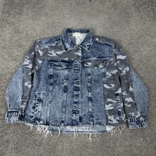 Oli & Hali Jacket Womens Small Blue Camo Denim Raw Hem Distressed Shacket
