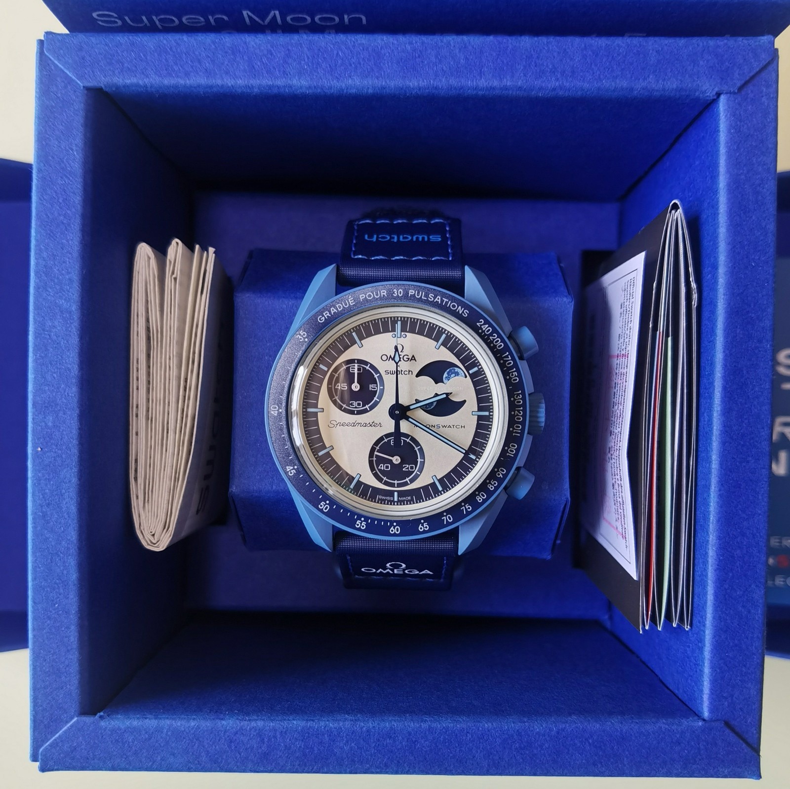 To Watch ==NEW Box Mission BLUE x MOON With MoonSwatch OMEGA Swatch - VintageWatches.PK To Watch ==NEW Box Mission BLUE x MOON With MoonSwatch OMEGA Swatch - vintagewatches.pk