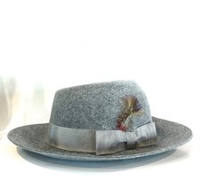 Vintage BETMAR New York Women  s Hat 100 Wool Dress Style Feathers gray grey