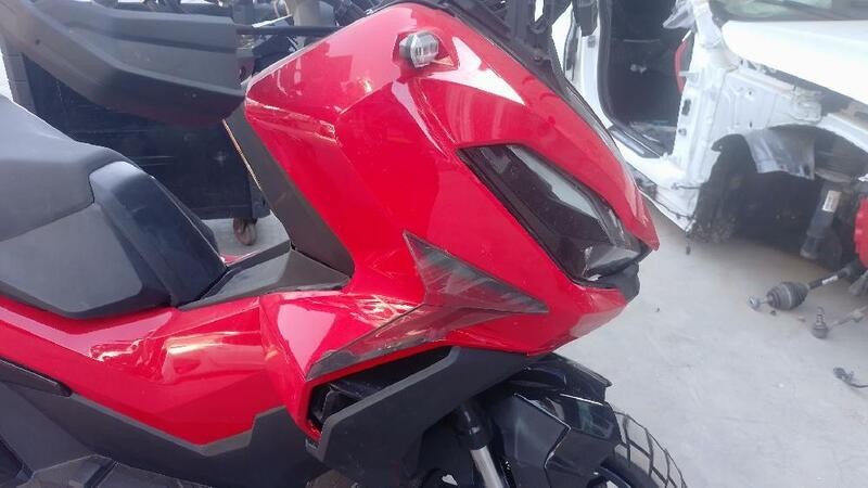 carénage HONDA ADV 350 mocep1569864