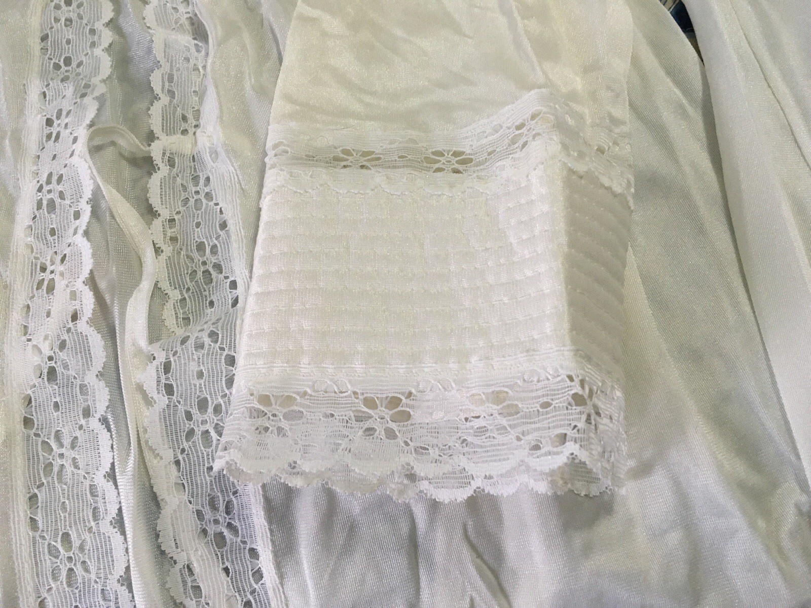 Vintage Nightgown Robe Set Womens Medium Lace Trim Peignoir Sleepwear 70s