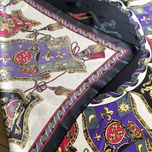 De Colección Calidad LG Bufanda 34" Cuadrado Púrpura Dorado Rojo Negro Diseño Alta Gama Medieval Real - Imagen 10 de 13