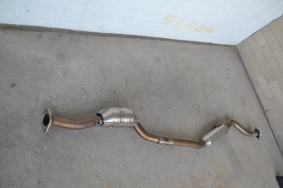 OEM Exhaust Mazda Miata MX 5 PEDA2055X, PE2S2055X