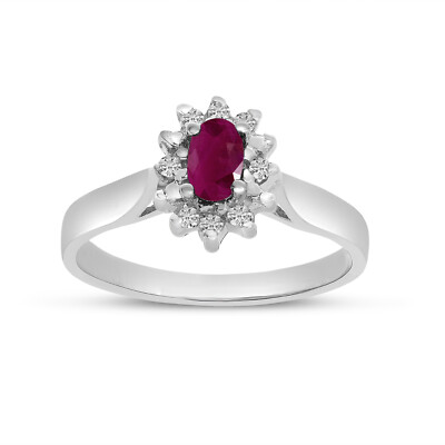 Ring 10 Karat Weißgold ovaler Rubin und Diamant