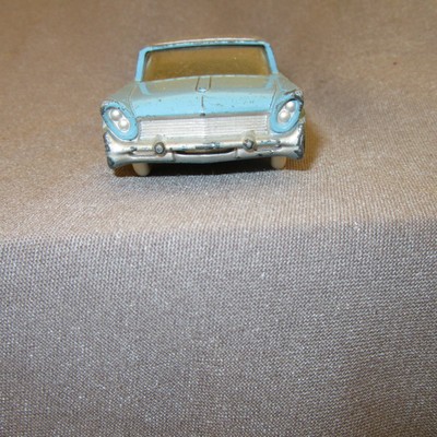 Dinky Toys 532 Lincoln Premiere Car Light Blue Made in France Meccano