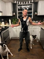 PETAMI - Front Pet Carrier Adjustable Backpack Puppy (Legs Out) Black