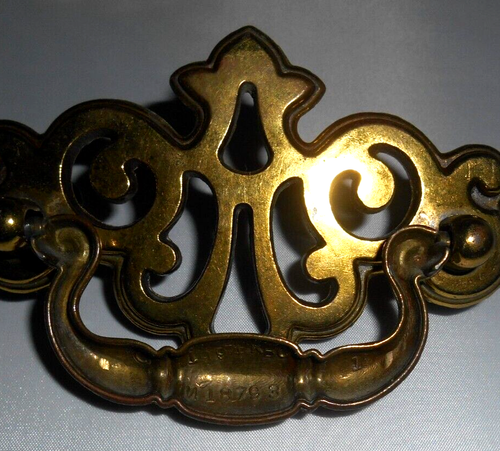 KBC 11 Piece LOT! Brass drawer/cabinet hardware pulls VINTAGE 8 bigger-3 smaller - Picture 6 of 9