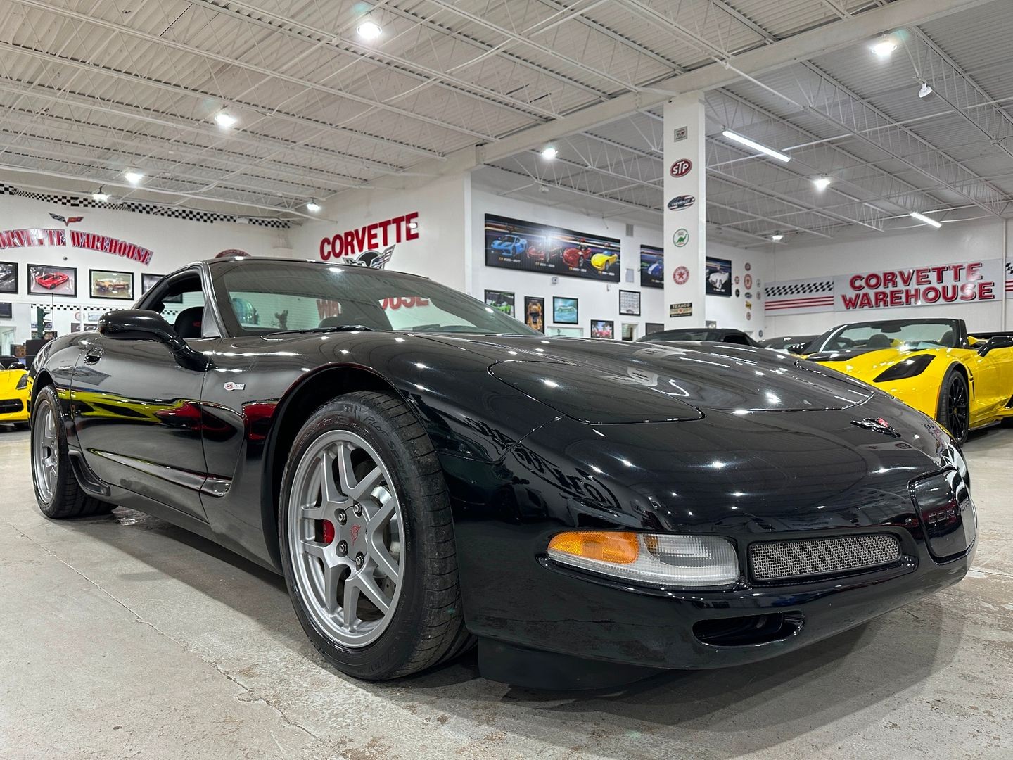 2004 [41U] Black Chevrolet Corvette   | C5 Corvette Photo 6