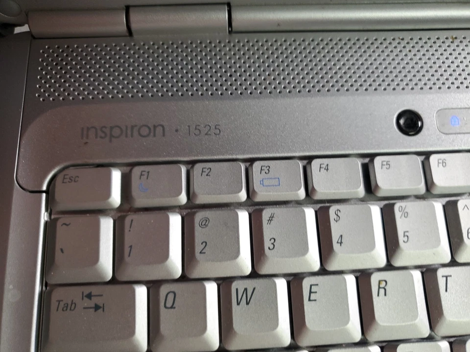 Dell Inspiron 1525 LAPTOP Intel 2 Core 1.8GHz 2 GB NO OS/HDD/ READ AD FREE SHIP - Image 4 of 4