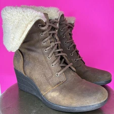 UGG Zea Brown Leather Shearling Cuff Lace-Up Wedge Heel Boot Sz 8 