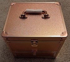 Udefineit Makeup Case With LED Mirror