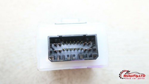 2008 HONDA FR-V WIPER CONTROL RELAY MODULE UNIT 38140-S7A-G01 - Picture 3 of 4