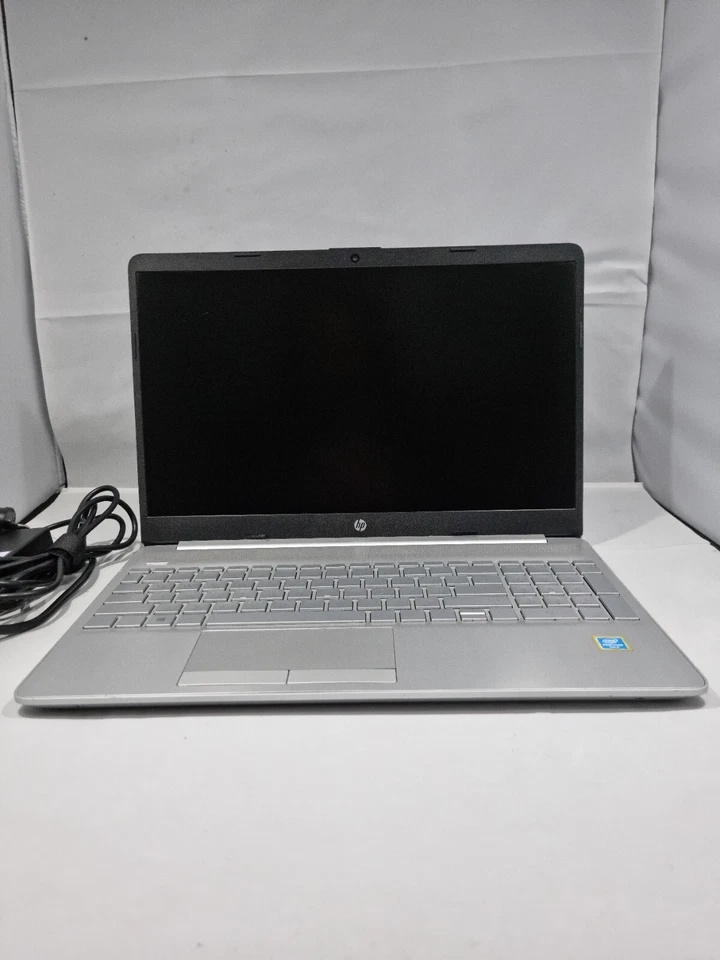 HP 15-dw1 Intel Pentium Gold 6405U @2.40GHz 16GB RAM 384GB SSD 15.6" Win11 Pro Foto 3 de 4