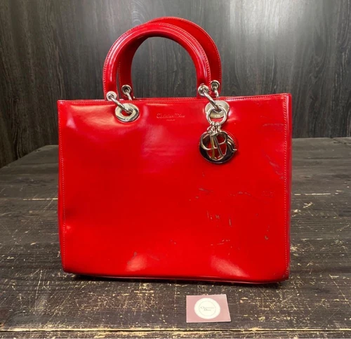 Sac à main Christian Dior rouge logo CD accents argentés occasion