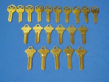Lot Of 140 Piece Home And Office Locksmith Key Blank Assortment